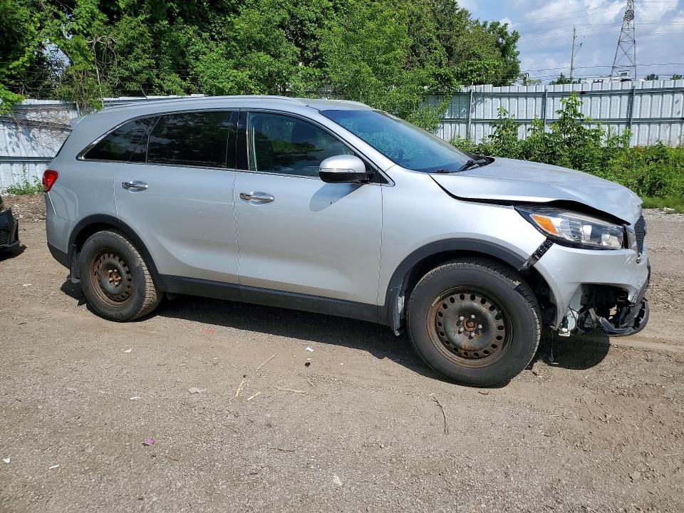 Продажа на аукционе авто 2017 Kia Sorento, vin: 5XYPG4A38HG225606, номер лота: 57813936