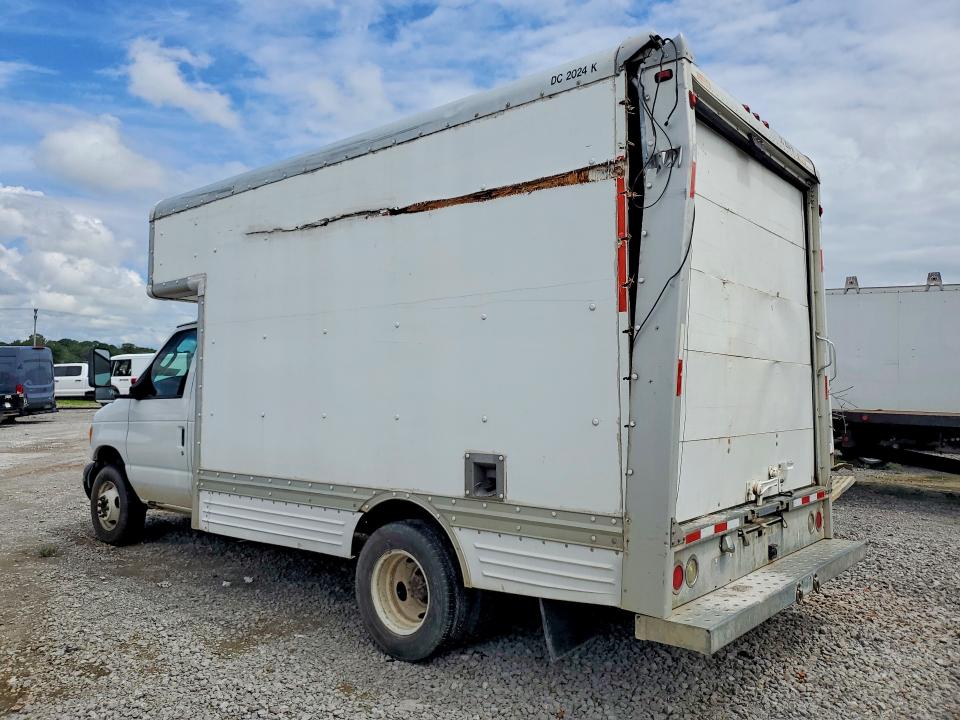 59821816 :رقم المزاد ، 1FDXE45SX7DB17004 vin ، 2007 Ford E450 مزاد بيع
