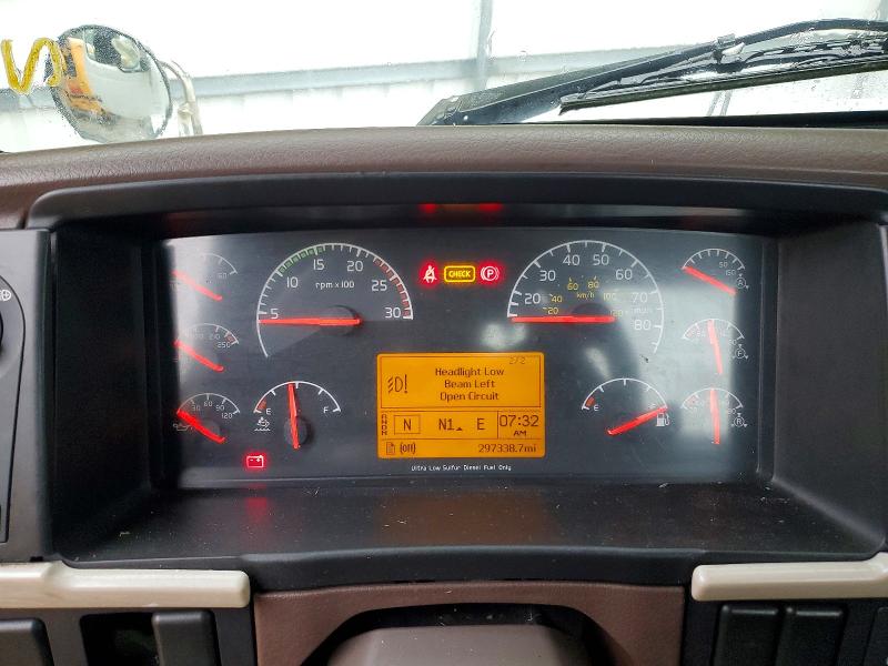 Aukcja sprzedaży 2014 Volvo Vn, vin: 4V4M19EG2EN182520, numer aukcji: 61047166