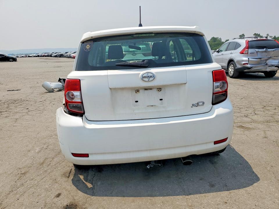 61385746 :رقم المزاد ، JTKKUPB41D1032891 vin ، 2013 Scion Xd مزاد بيع
