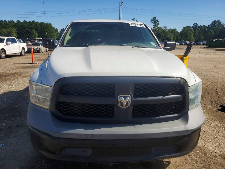 61297116 :رقم المزاد ، 1C6RR6KT2JS317735 vin ، 2018 Dodge Ram مزاد بيع