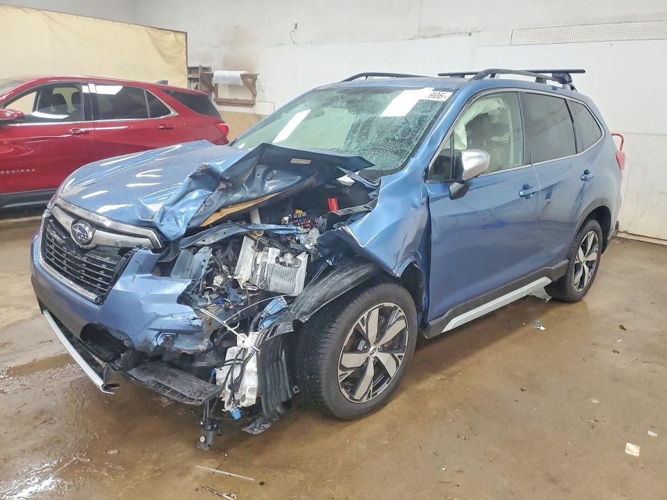2020 Subaru Forester მანქანა იყიდება აუქციონზე, vin: JF2SKAXC8LH493183, აუქციონის ნომერი: 62040906