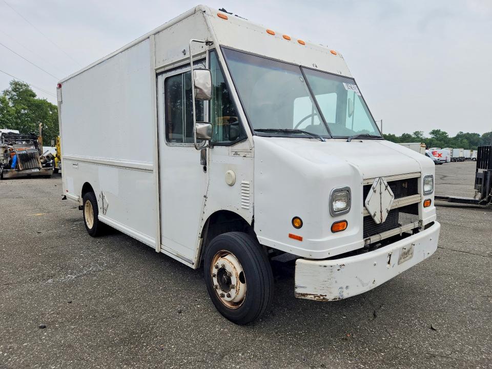 Продажа на аукционе авто 2001 Freightliner Mt45 Chassis, vin: 4UZAANBWX1CH52853, номер лота: 61421026
