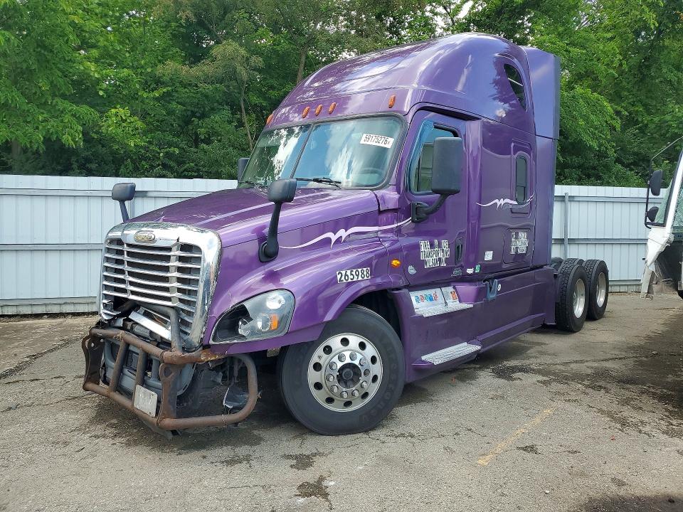 Продажа на аукционе авто 2015 Freightliner Cascadia, vin: 3AKJGLD53FSFN3286, номер лота: 59175276