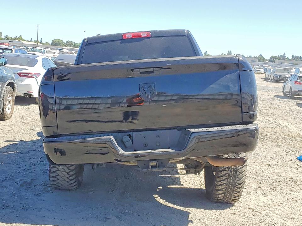 59666406 :رقم المزاد ، 1C6RR7FT2DS502484 vin ، 2013 Ram 1500 مزاد بيع