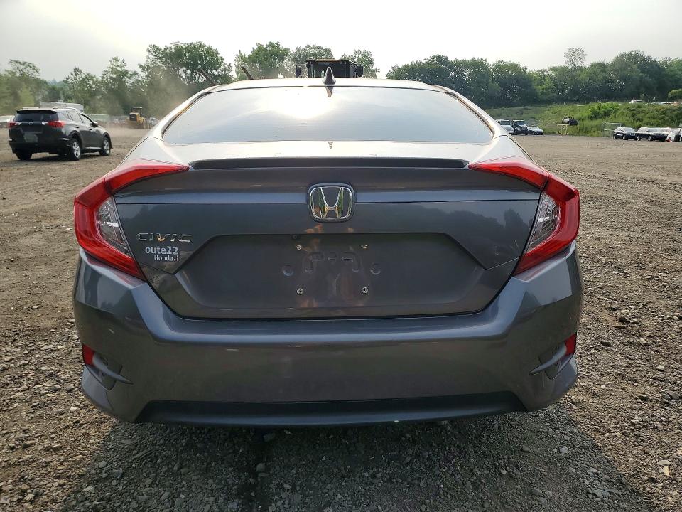 61930446 :رقم المزاد ، JHMFC1F33JX026852 vin ، 2018 Honda Civic مزاد بيع