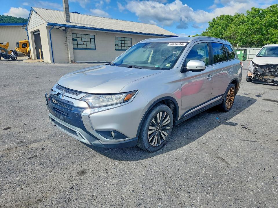 2020 Mitsubishi Outlander მანქანა იყიდება აუქციონზე, vin: JA4AD3A38LJ000551, აუქციონის ნომერი: 63053656