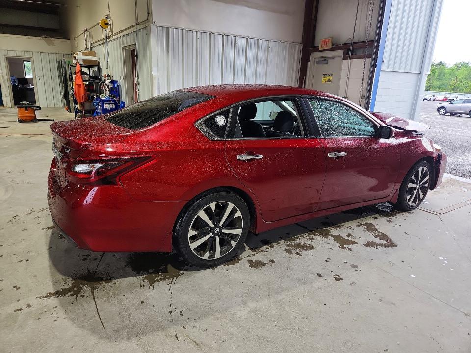 Aukcja sprzedaży 2018 Nissan Altima, vin: 1N4AL3APXJC187620, numer aukcji: 62760416