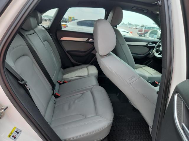 61577976 :رقم المزاد ، WA1BCCFS0JR023943 vin ، 2018 Audi Q3 مزاد بيع
