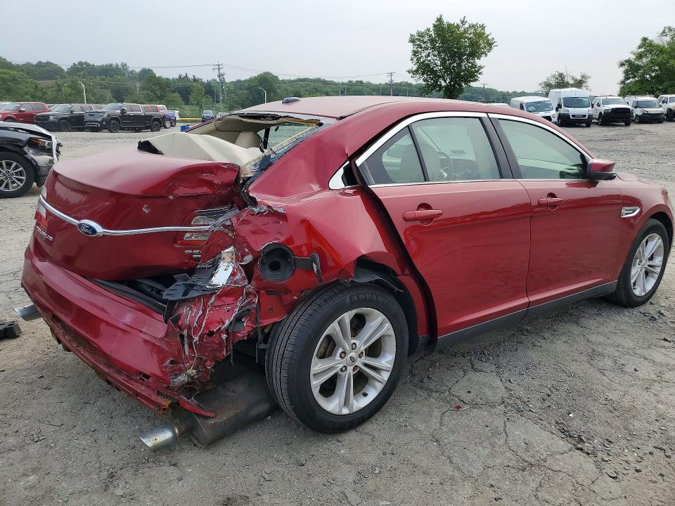 62440166 :رقم المزاد ، 1FAHP2H84FG182327 vin ، 2015 Ford Taurus مزاد بيع