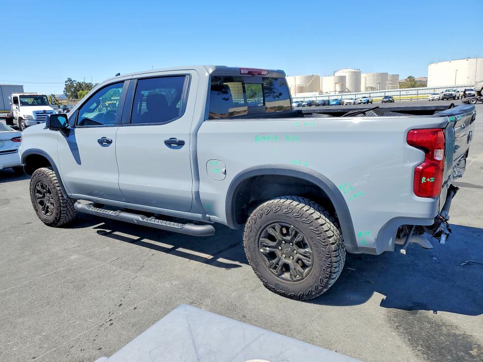 62223886 :رقم المزاد ، 3GCUKHEL3SG177251 vin ، 2025 Chevrolet Silverado مزاد بيع
