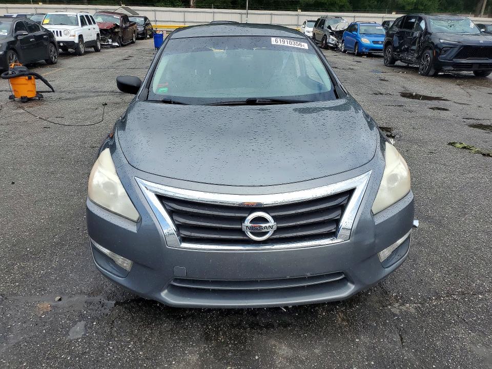 2014 Nissan Altima მანქანა იყიდება აუქციონზე, vin: 1N4AL3AP7EN244656, აუქციონის ნომერი: 61910356
