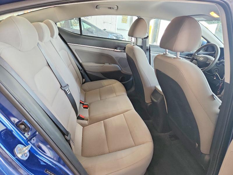 60302426 :رقم المزاد ، 5NPD84LF5KH491575 vin ، 2019 Hyundai Elantra مزاد بيع
