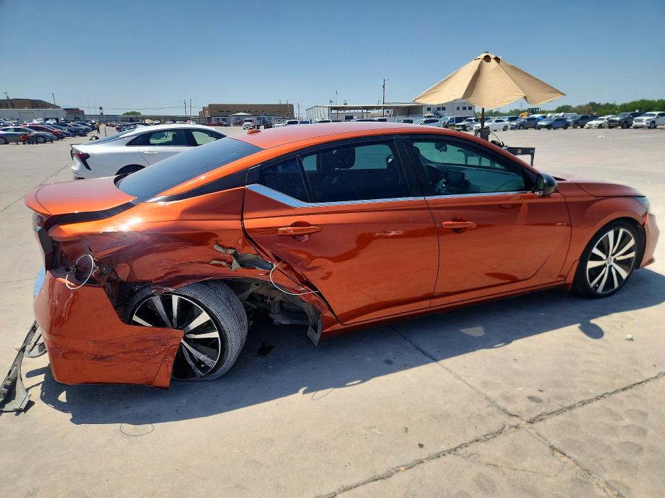 2021 Nissan Altima მანქანა იყიდება აუქციონზე, vin: 1N4BL4CV6MN334028, აუქციონის ნომერი: 61927976