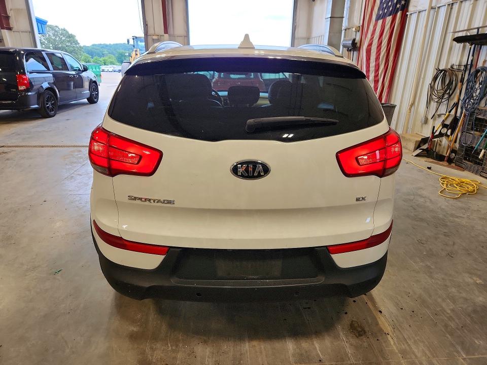 59909886 :رقم المزاد ، KNDPCCAC1G7861852 vin ، 2016 Kia Sportage مزاد بيع