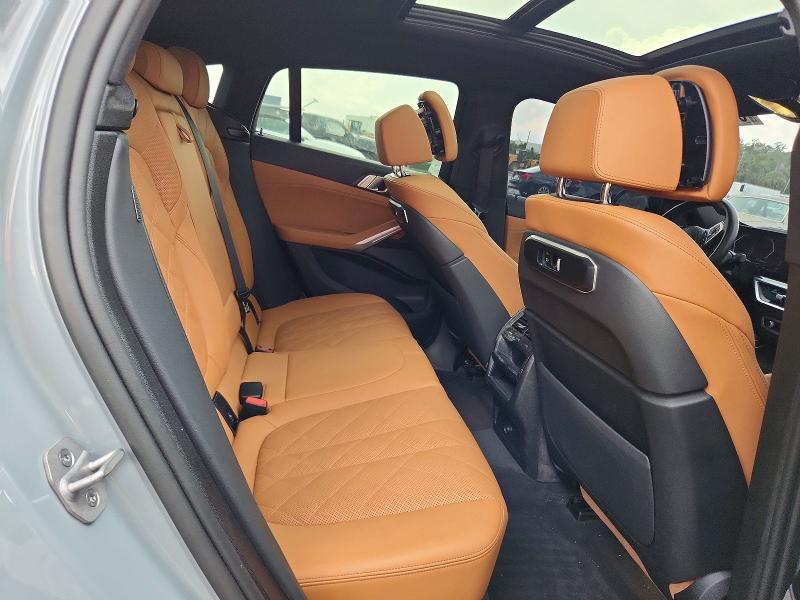 61750226 :رقم المزاد ، 5UX33EX0XS9X67133 vin ، 2025 Bmw X6 مزاد بيع