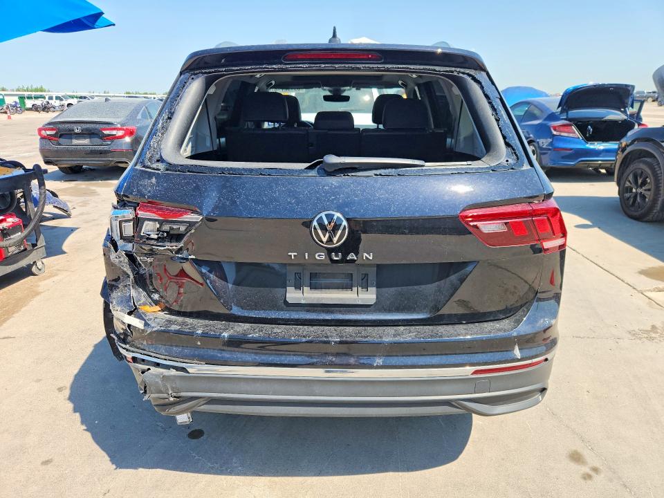 59192796 :رقم المزاد ، 3VV3B7AX1NM085402 vin ، 2022 Volkswagen Tiguan مزاد بيع