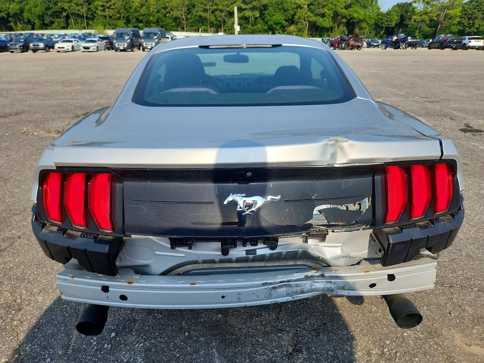 Продаж на аукціоні авто 2018 Ford Mustang, vin: 1FA6P8TH4J5106841, номер лоту: 62338466