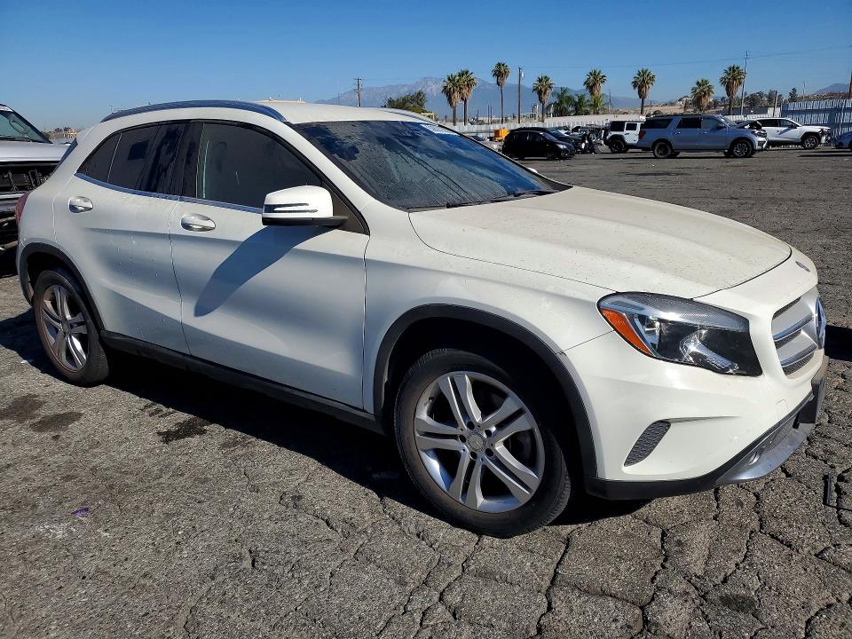 59897296 :رقم المزاد ، WDCTG4EB8HJ356139 vin ، 2017 Mercedes-benz Gla مزاد بيع