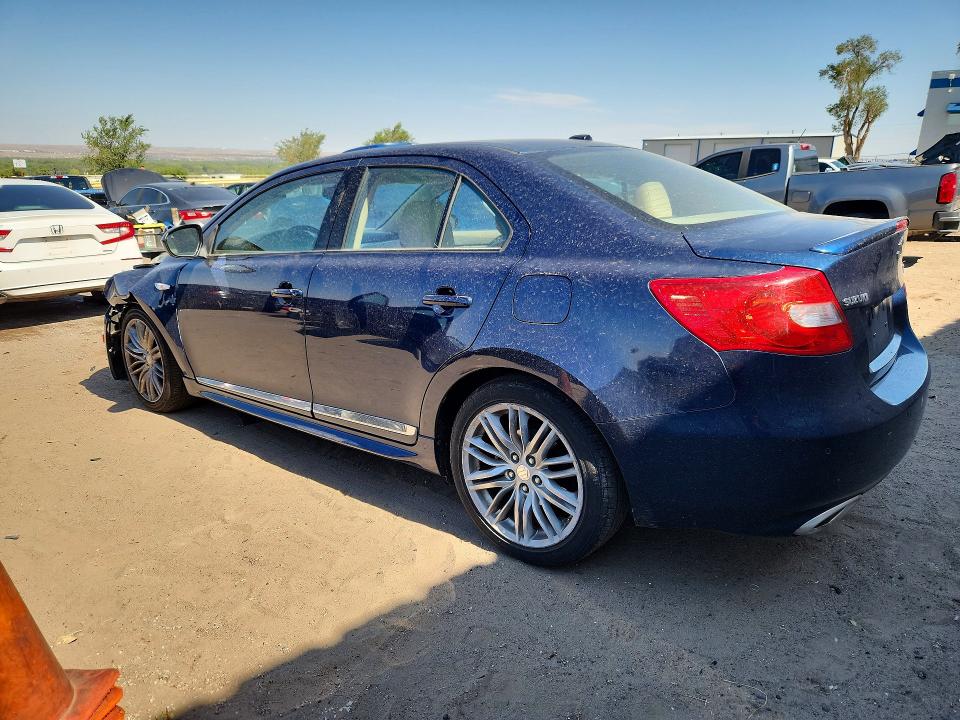 60604326 :رقم المزاد ، JS2RF9A88C6101194 vin ، 2012 Suzuki Kizashi مزاد بيع