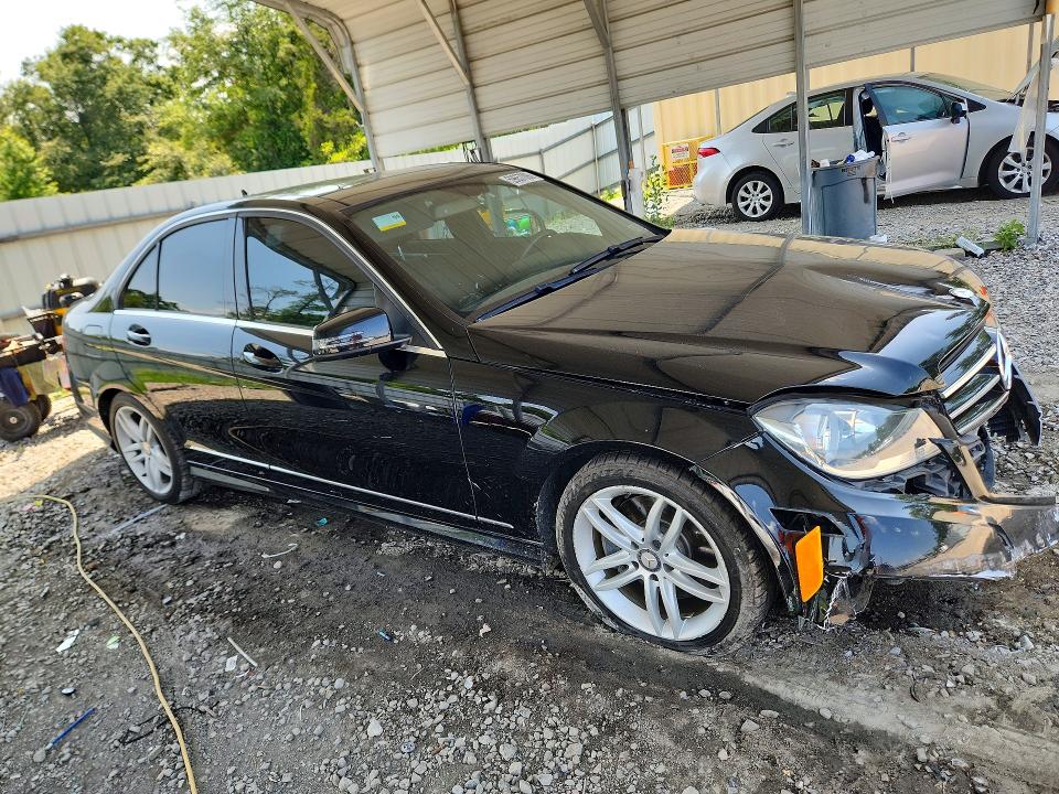 2014 Mercedes-benz C მანქანა იყიდება აუქციონზე, vin: WDDGF8AB2ER308985, აუქციონის ნომერი: 59657096