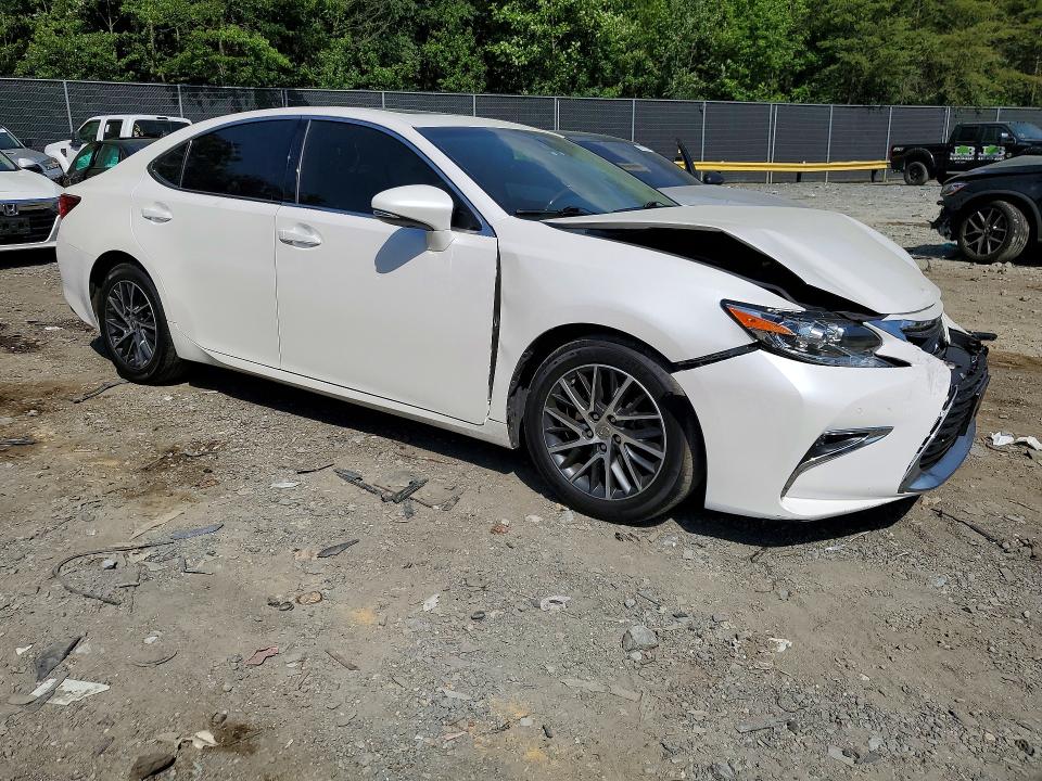 2017 Lexus Es მანქანა იყიდება აუქციონზე, vin: 58ABK1GG7HU051032, აუქციონის ნომერი: 85622305