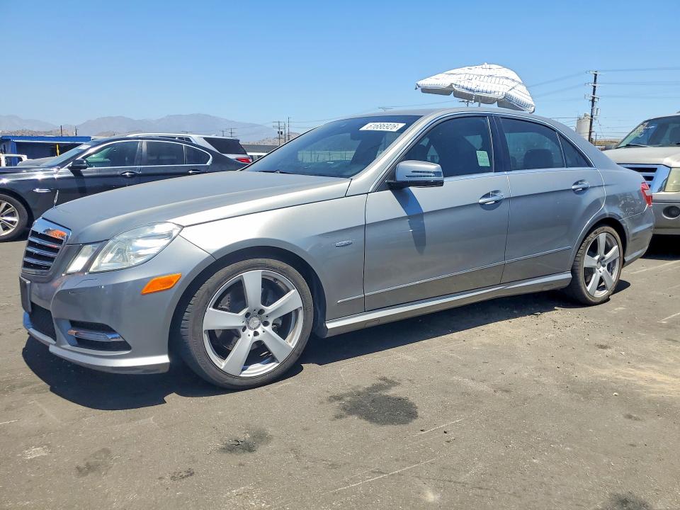 61686926 :رقم المزاد ، WDDHF5KBXCA608836 vin ، 2012 Mercedes-benz E مزاد بيع