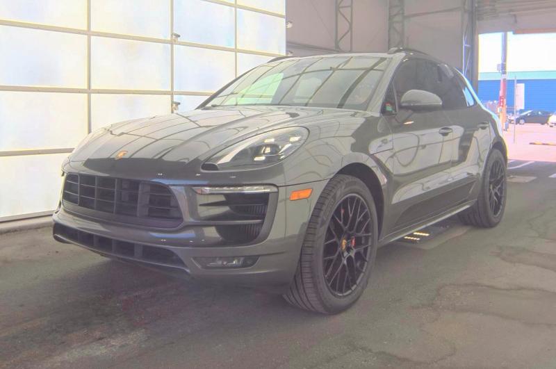 60633866 :رقم المزاد ، WP1AG2A59JLB62312 vin ، 2018 Porsche Macan مزاد بيع