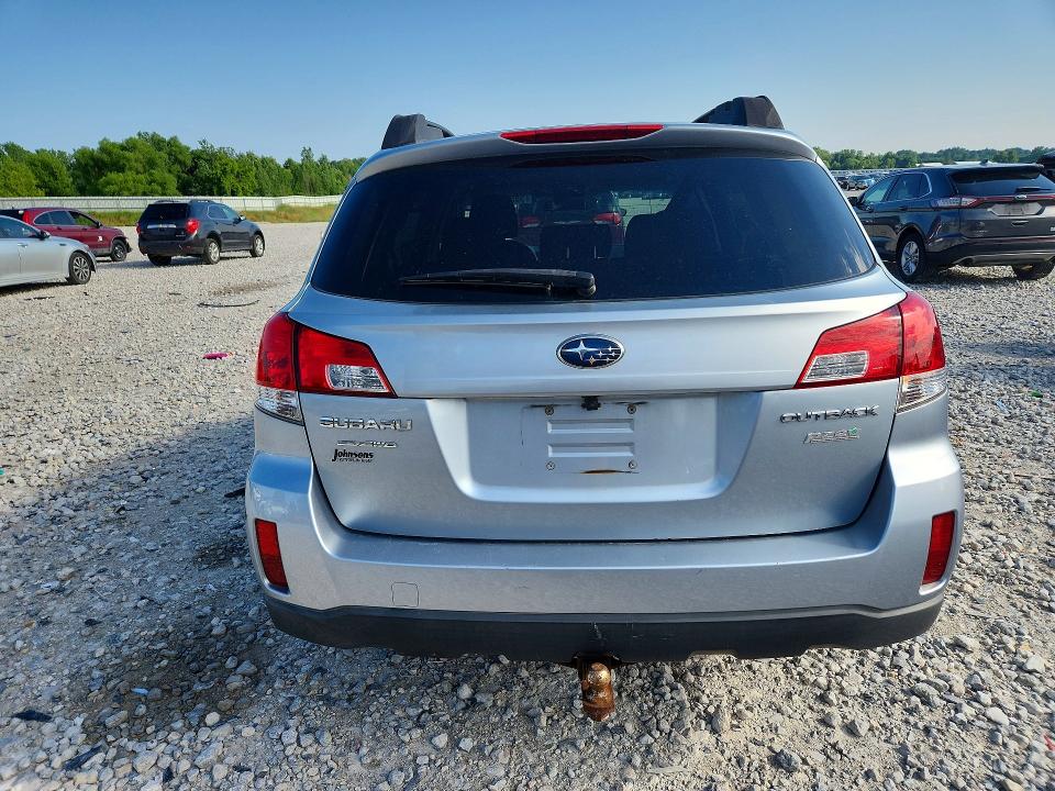 2013 Subaru Outback მანქანა იყიდება აუქციონზე, vin: 4S4BRBCC4D3323547, აუქციონის ნომერი: 59670506