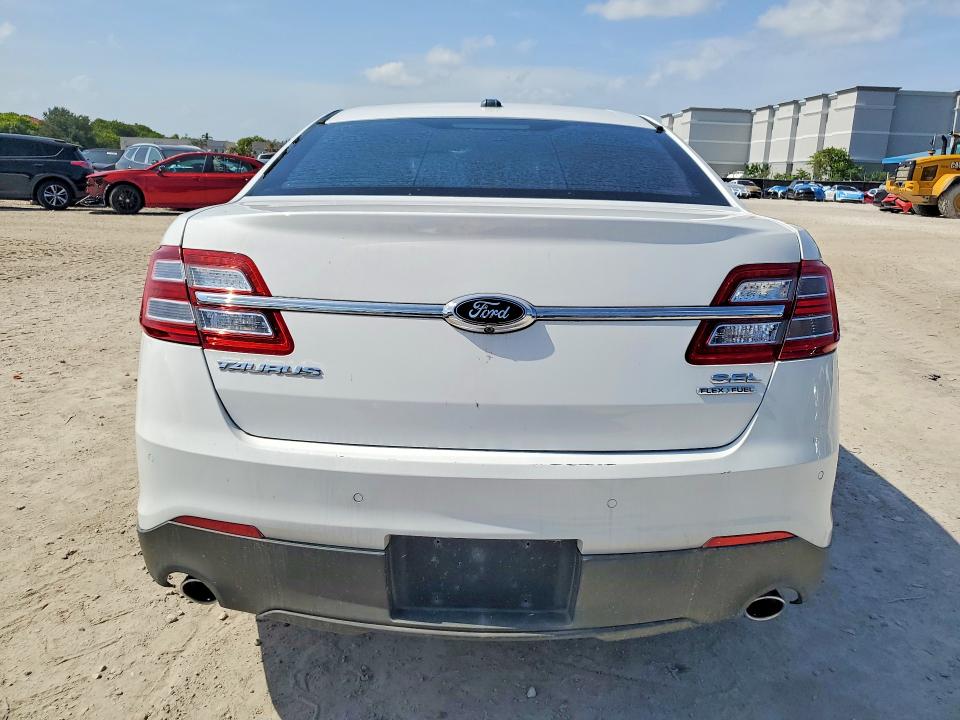 2014 Ford Taurus მანქანა იყიდება აუქციონზე, vin: 1FAHP2E83EG173573, აუქციონის ნომერი: 61779526