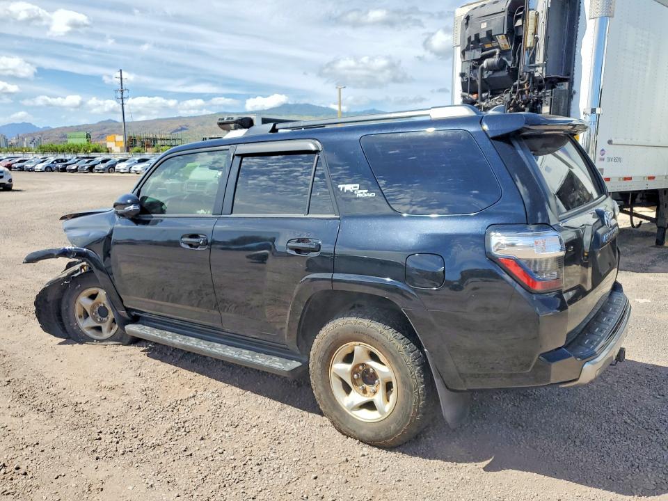61072566 :رقم المزاد ، JTERU5JRXN6011545 vin ، 2022 Toyota 4runner مزاد بيع