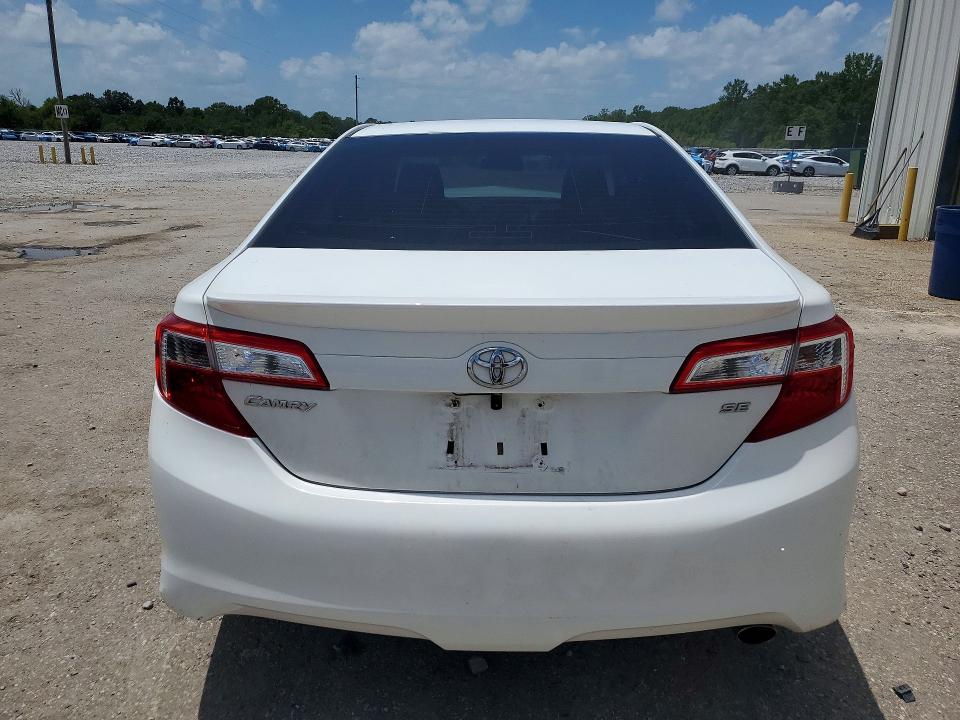 61705696 :رقم المزاد ، 4T1BF1FKXCU541233 vin ، 2012 Toyota Camry مزاد بيع