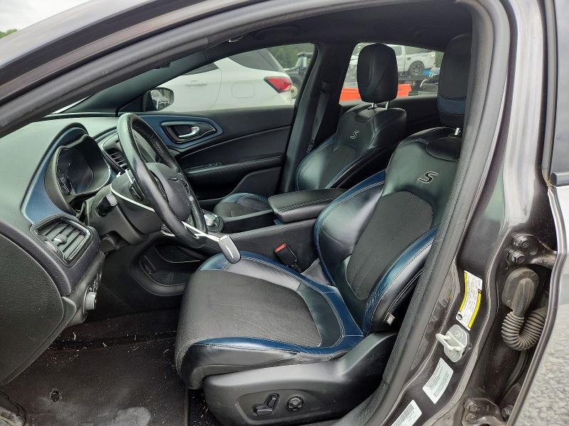 62085316 :رقم المزاد ، 1C3CCCDG2FN665124 vin ، 2015 Chrysler 200 مزاد بيع