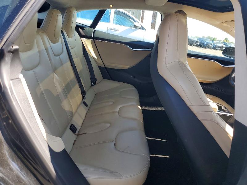 Продажа на аукционе авто 2015 Tesla Model S, vin: 5YJSA1E25FF112714, номер лота: 60525356