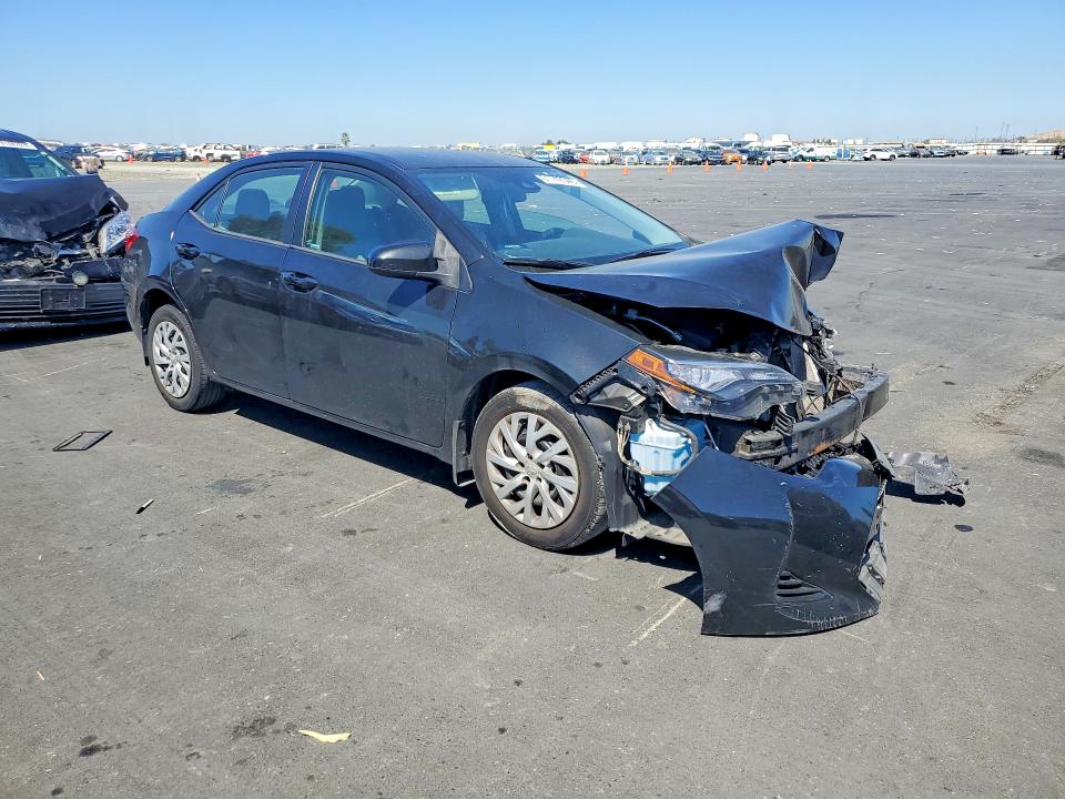 Продаж на аукціоні авто 2017 Toyota Corolla, vin: 2T1BURHE6HC840576, номер лоту: 61742346