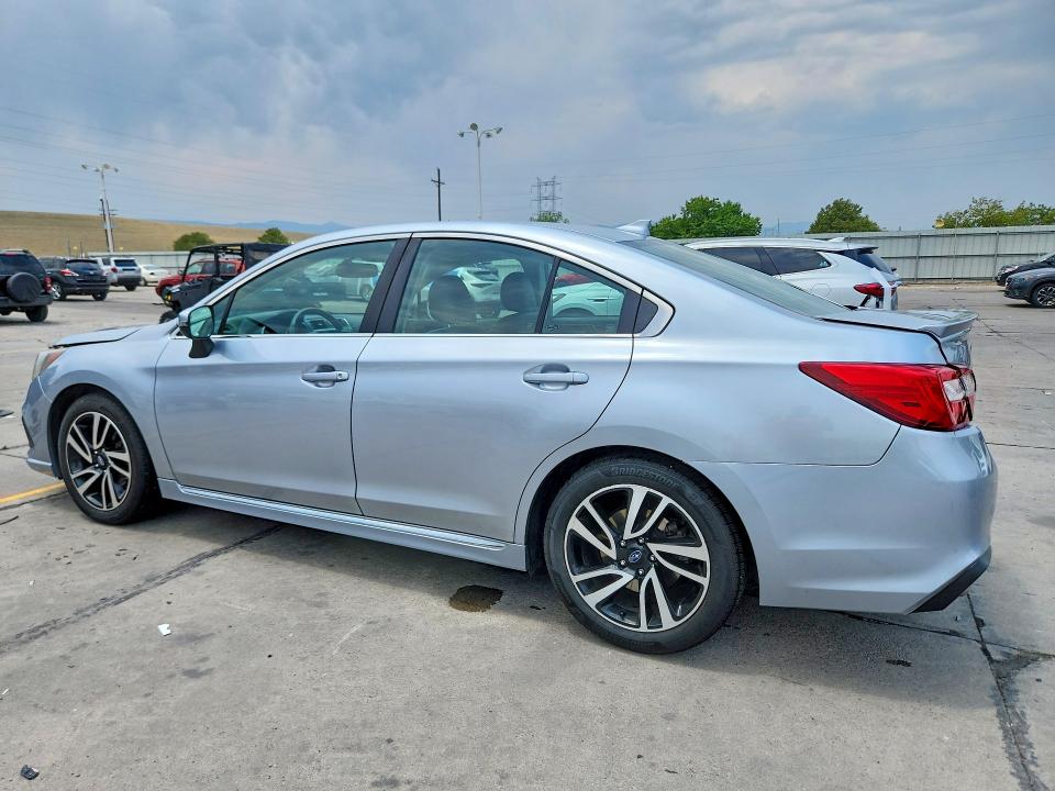 59730596 :رقم المزاد ، 4S3BNAR60J3019008 vin ، 2018 Subaru Legacy مزاد بيع