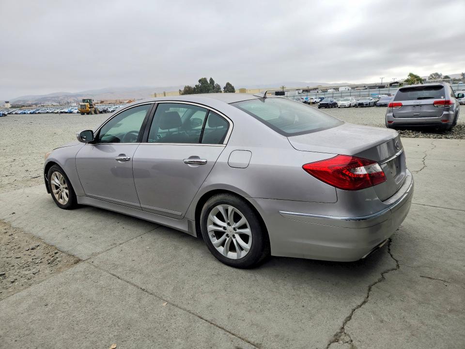 2013 Hyundai Genesis მანქანა იყიდება აუქციონზე, vin: KMHGC4DD2DU242647, აუქციონის ნომერი: 61582896