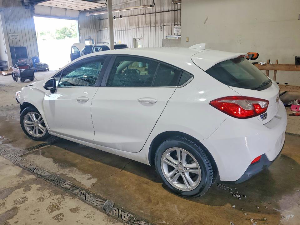 Продаж на аукціоні авто 2018 Chevrolet Cruze, vin: 3G1BE6SM5JS623727, номер лоту: 60943086