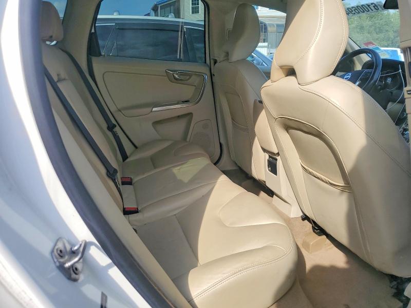 2015 Volvo Xc60 მანქანა იყიდება აუქციონზე, vin: YV4902RC8F2571598, აუქციონის ნომერი: 61006946