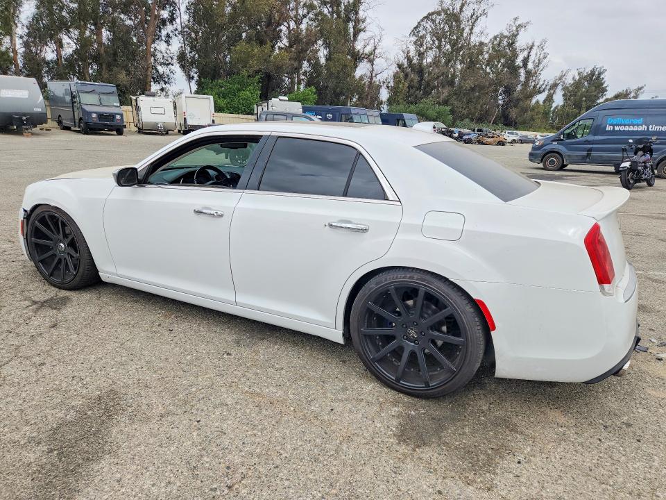 Продажа на аукционе авто 2015 Chrysler 300c, vin: 2C3CCAEGXFH766147, номер лота: 59652646