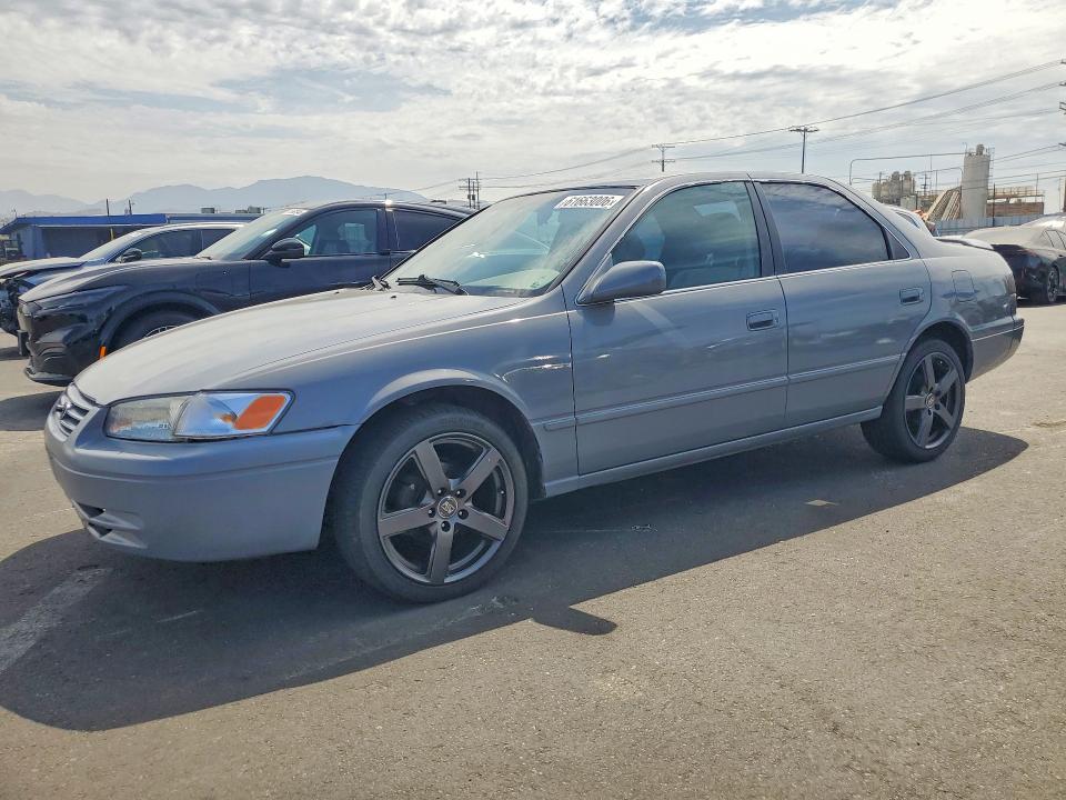 Продажа на аукционе авто 1999 Toyota Camry, vin: 4T1BG22K8XU519925, номер лота: 61663006