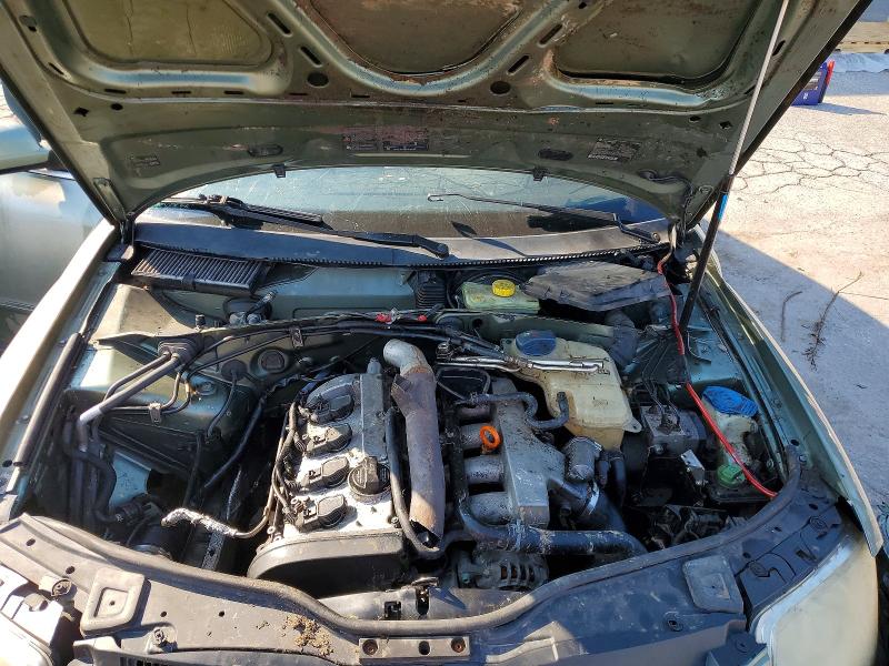 61001616 :رقم المزاد ، WVWPD63B83E304526 vin ، 2003 Volkswagen Passat مزاد بيع