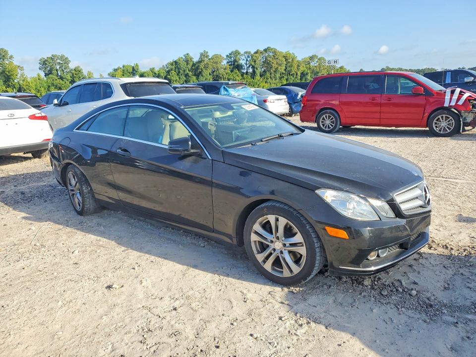 62984386 :رقم المزاد ، WDDKJ5GB4AF040077 vin ، 2010 Mercedes-benz E مزاد بيع