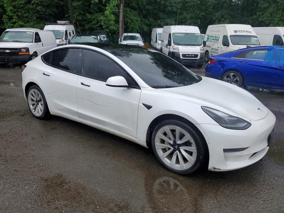 Продажа на аукционе авто 2022 Tesla Model 3, vin: 5YJ3E1EA3NF371152, номер лота: 60122026