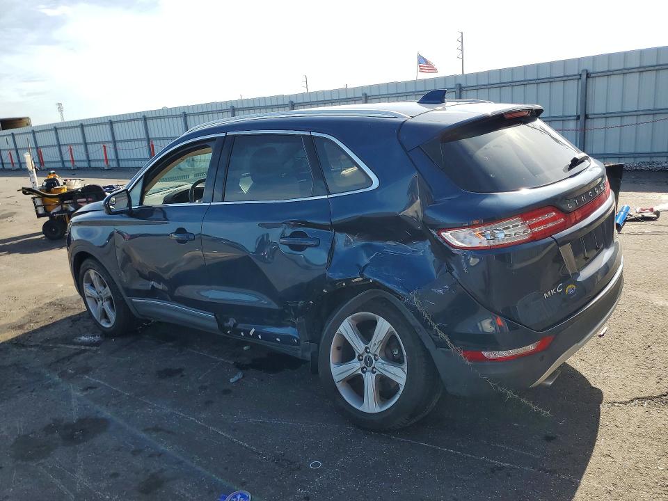 Продажа на аукционе авто 2017 Lincoln Mkc, vin: 5LMCJ1C90HUL49537, номер лота: 61040146
