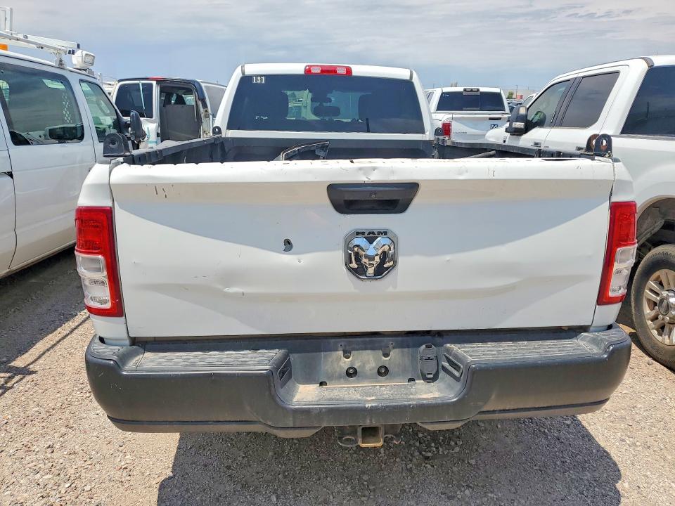 46827916 :رقم المزاد ، 3C6UR4HL1KG716439 vin ، 2019 Ram 2500 مزاد بيع