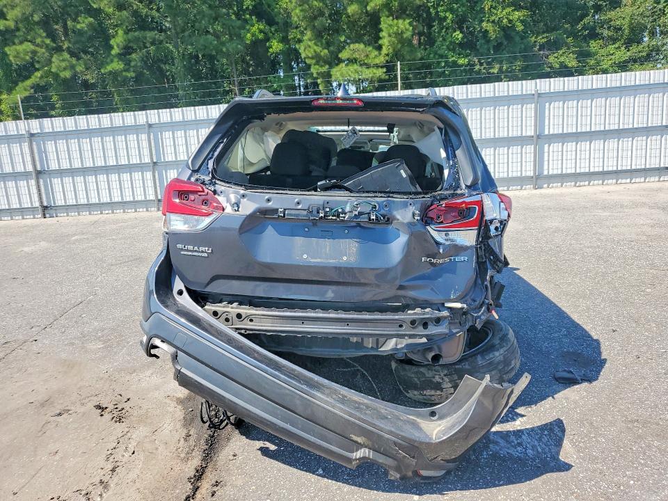 Продажа на аукционе авто 2021 Subaru Forester, vin: JF2SKAFC9MH403025, номер лота: 61149446