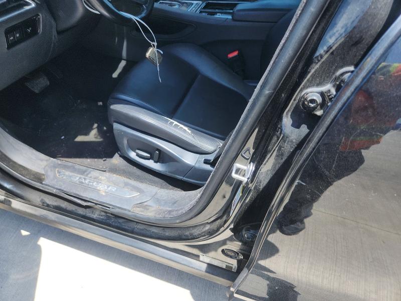 Продажа на аукционе авто 2018 Jaguar F-pace, vin: SADCJ2FX1JA265634, номер лота: 61772676