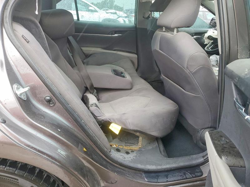 Продаж на аукціоні авто 2022 Toyota Camry, vin: 4T1C11AK7NU005725, номер лоту: 61234406