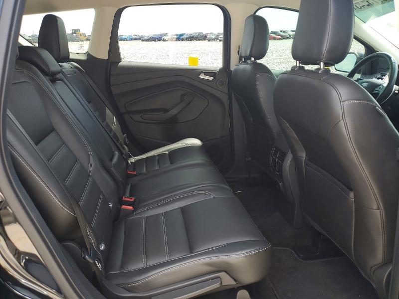59775246 :رقم المزاد ، 1FMCU9J9XJUA82053 vin ، 2018 Ford Escape مزاد بيع